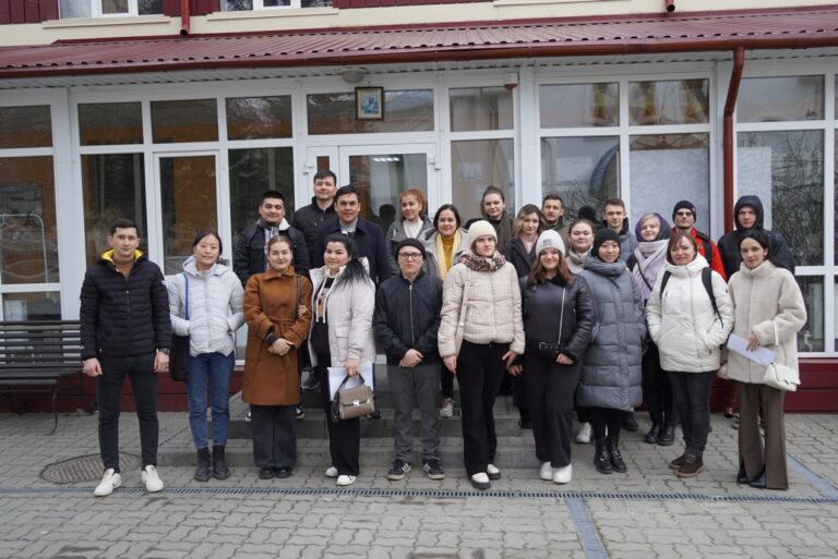 Свято-Георгиевская православная гимназия приняла гостей из Южного Федерального университета